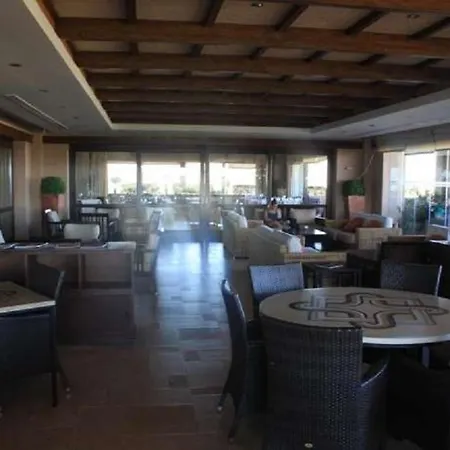 Valle Golf Capitolio Apartment *